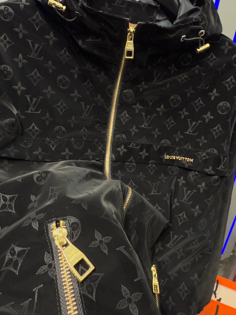 Лятно яке LV